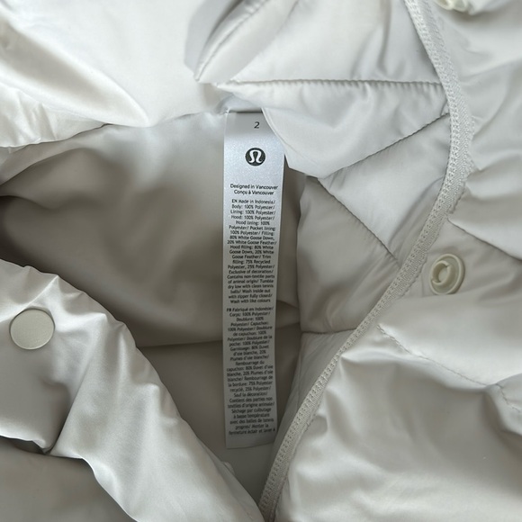 Wunder Puff Cropped Vest - Picture 8 of 11